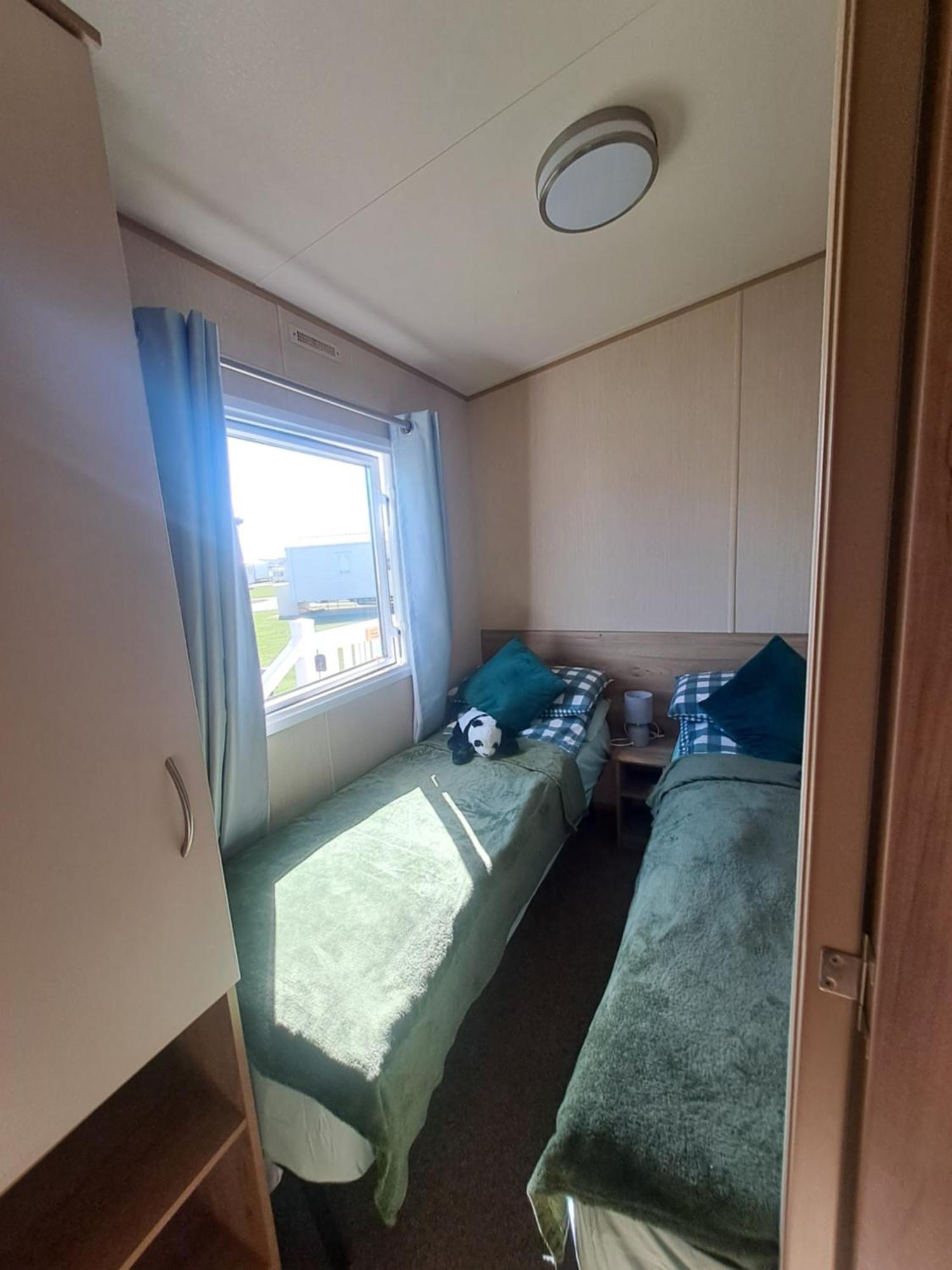 N & V Caravan Sand Le Mere Tunstall  Buitenkant foto